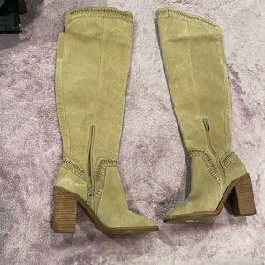 VINCE CAMUTO BOOTS Only worn 2 times